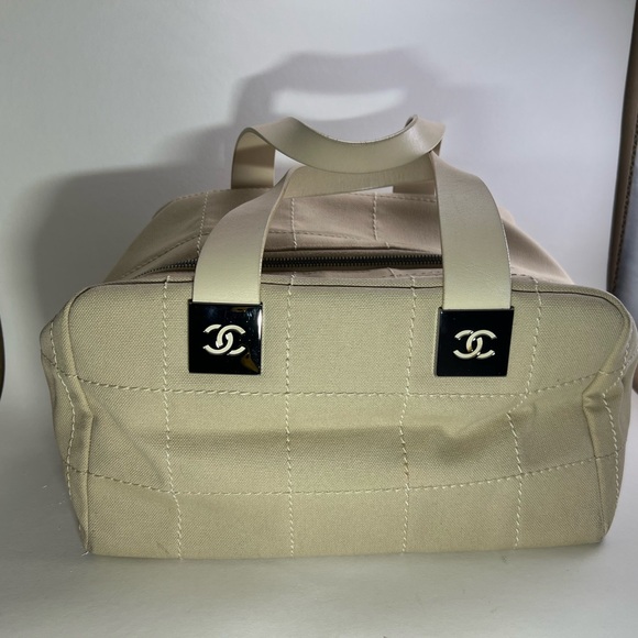 Chanel Ivory Chocolate Bar Bowling Tote - Picture 3 of 12